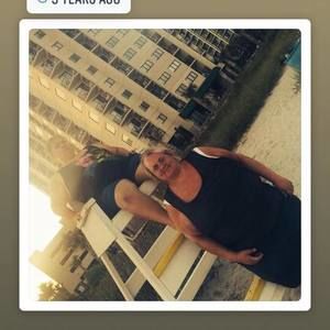 Meet your Posher, Pam